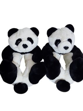 Black and White Panda Slippers Size 7-8